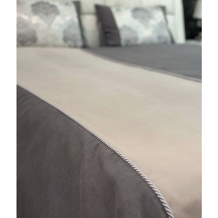 Roku darbs gultas pārklājs Luxury, 180x200 cm matracim, ar spilvendrānām||TavsSapnis