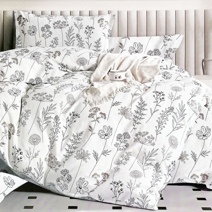 Gultas veļas komplekts White meadow, 140x200, 70x80 cm||TavsSapnis