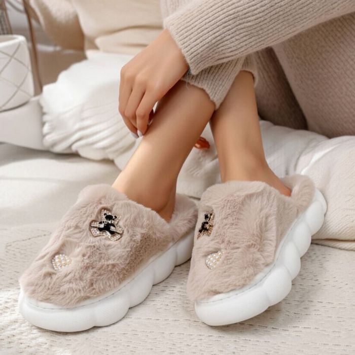 Sieviešu čības ar kažokādu Beige Fluffy, 36 izmērs||TavsSapnis