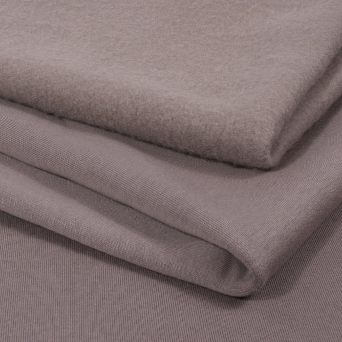 Trikotāža ar pūciņu pelēks kakao, 1.30x1.20m||TavsSapnis