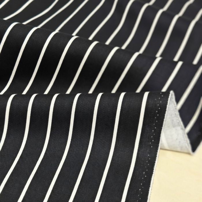 Izturīgs kokvilnas audums, Black Stripes, 0.20x0.40m||TavsSapnis