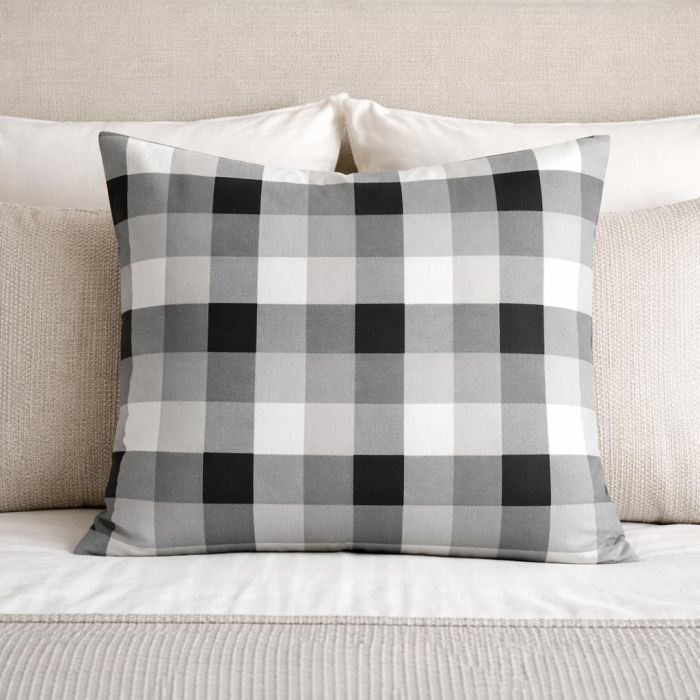 Kokvilnas spilvendrāna ar rāvējslēdzēju Pelēks rūtains, 70x80 cm||TavsSapnis