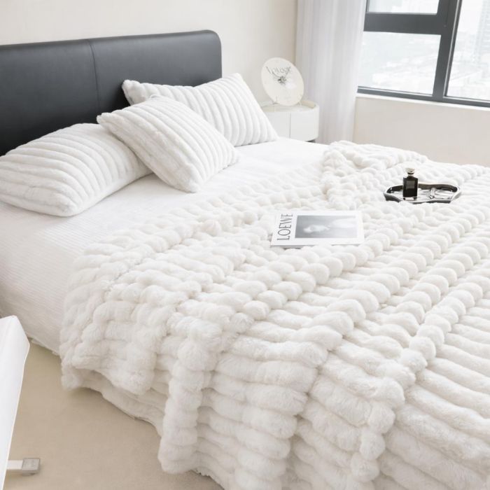 Super Soft plīša pleds-gultas pārklājs, 200x220 cm||TavsSapnis