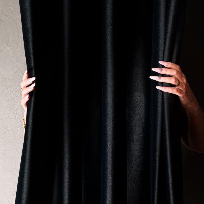 Velūra nakts aizkaru komplekts Matte Black, platums 420 cm||TavsSapnis