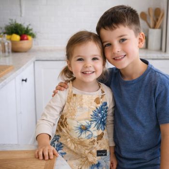 Bērnu priekšauts Blue Flowers|Mājas preces|TavsSapnis