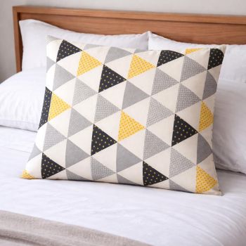 Kokvilnas spilvendrāna Geometry, 70x70 cm|70 x 70 cm|TavsSapnis